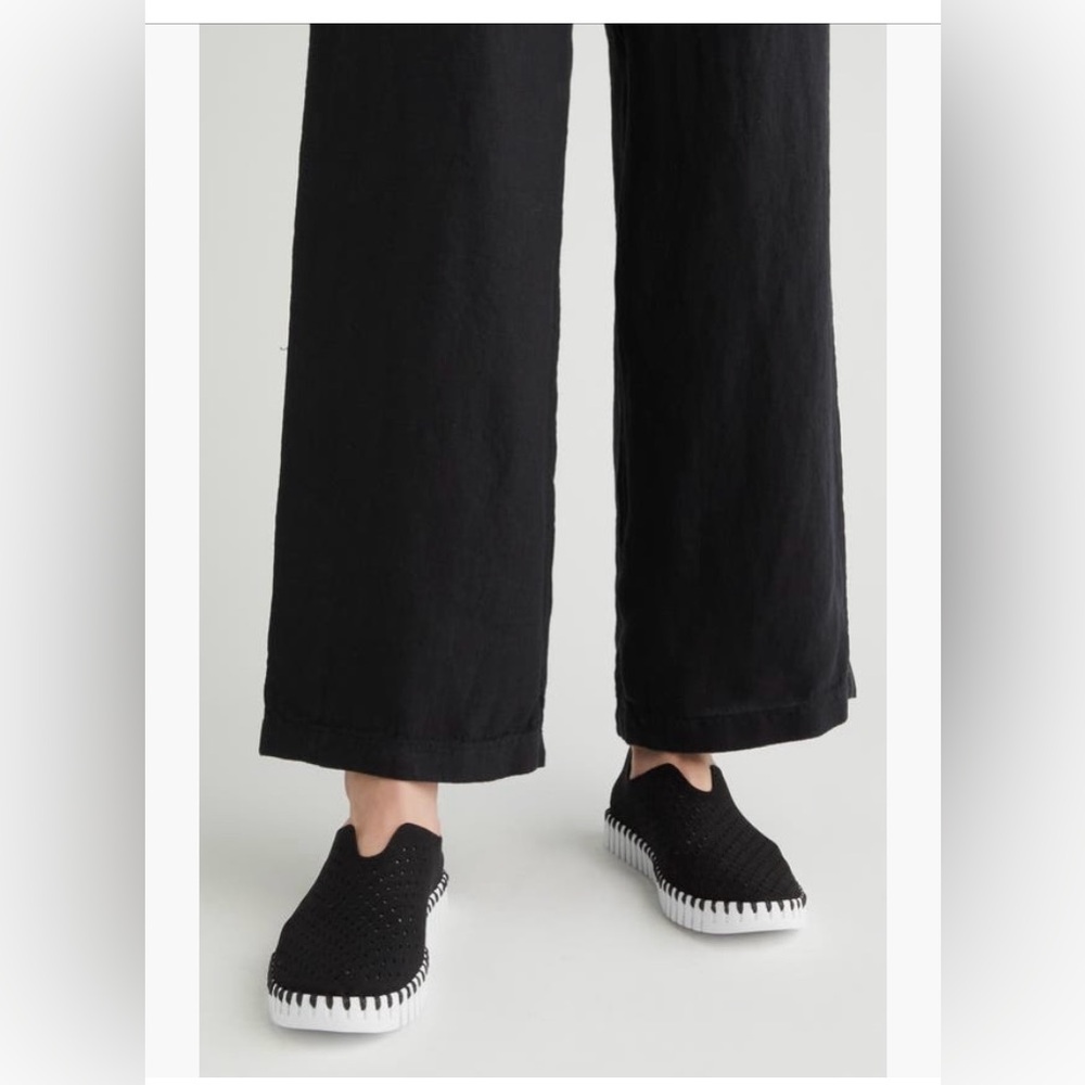 IIse Jacobsen black Tulip Performated slip on sneaker